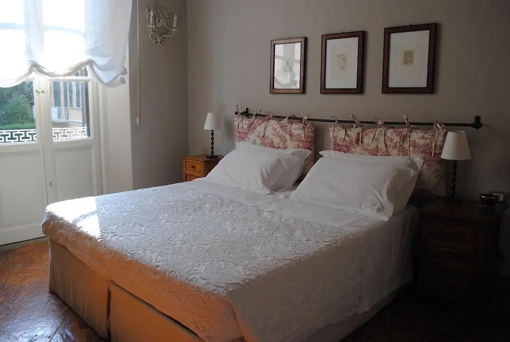 Villa Cavadini Relais Appiano Gentile 3*,  Italy